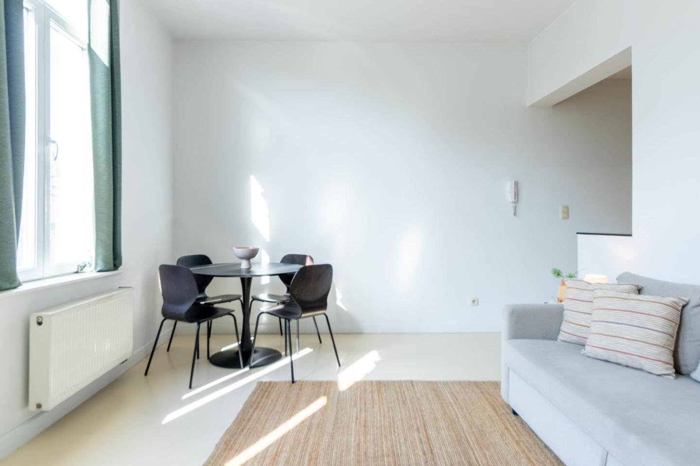 Bright, Spacious Apartments & Perfectly Located In The Heart Of Ghent Exterior photo